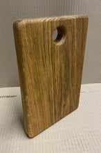 Load image into Gallery viewer, Small Oak Chopping board